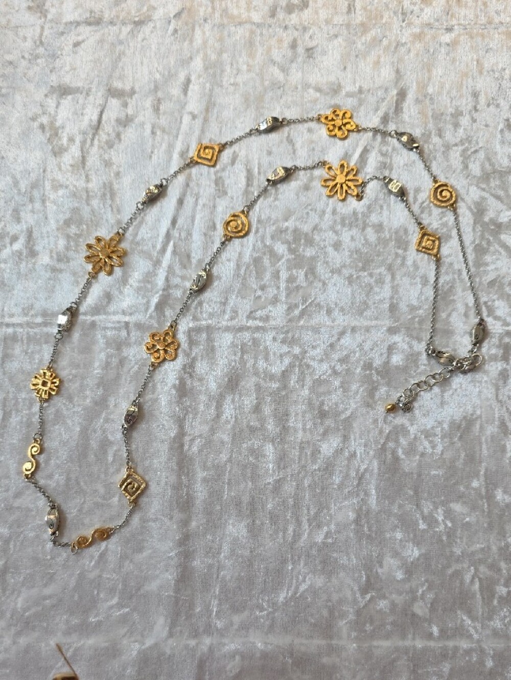 Brighton Retired Flower & Vertigo Mixed Metals Station Necklace - Picture 4 of 4
